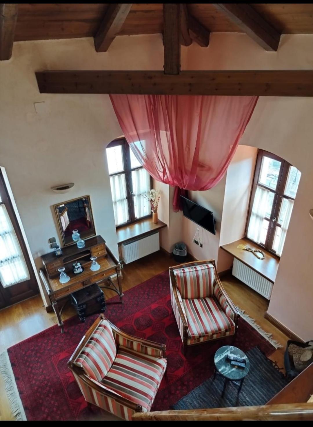 Lousiou Nymphes Escape Suites ディミツァナ エクステリア 写真
